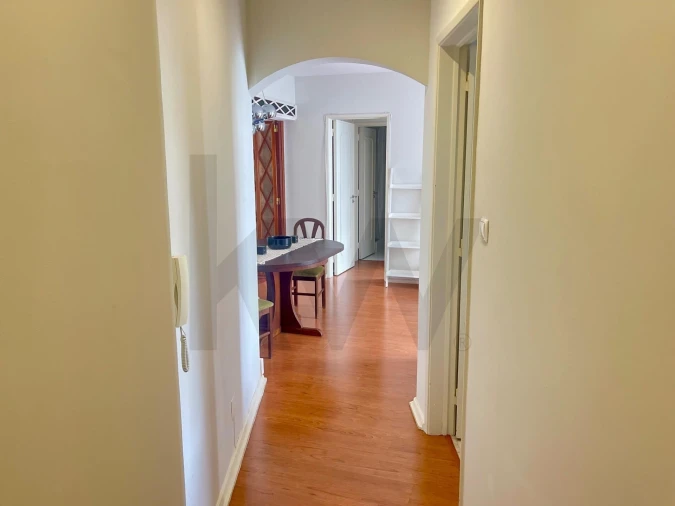 Apartamento T2 para Arrendamento em Arroios Foto 7