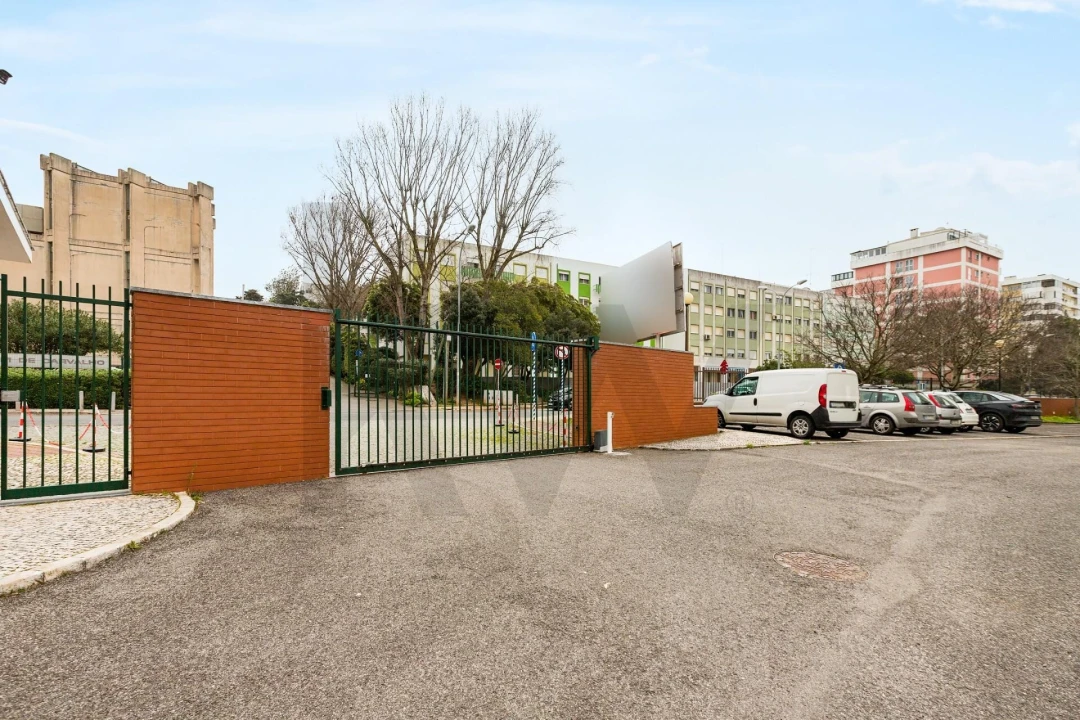 Apartamento T3 para Venda em Oeiras e São Julião da Barra, Paço de Arcos e Caxias Foto 56