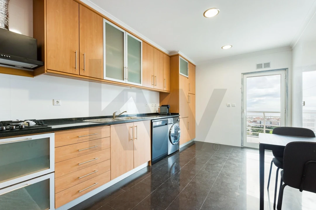 Apartamento T3 para Arrendamento em Oeiras e São Julião da Barra, Paço de Arcos e Caxias Foto 21