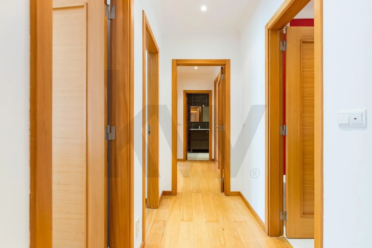 Apartamento T3 para Arrendamento em Oeiras e São Julião da Barra, Paço de Arcos e Caxias Foto 26