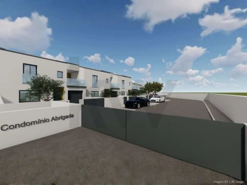 Moradia T4 para Venda em Abrigada e Cabanas de Torres