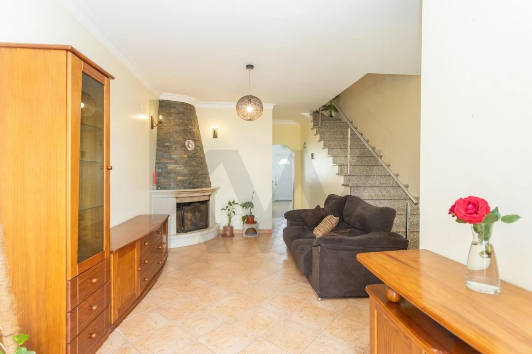 Moradia T3 para Venda em Quinta do Conde Foto 4