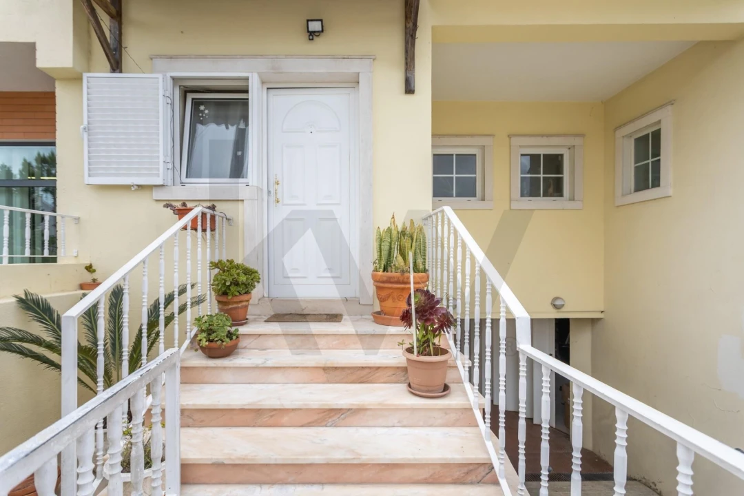 Moradia T3 para Venda em Quinta do Conde Foto 3