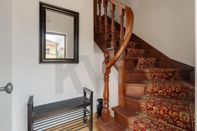 Moradia T5 para Venda em Charneca de Caparica e Sobreda