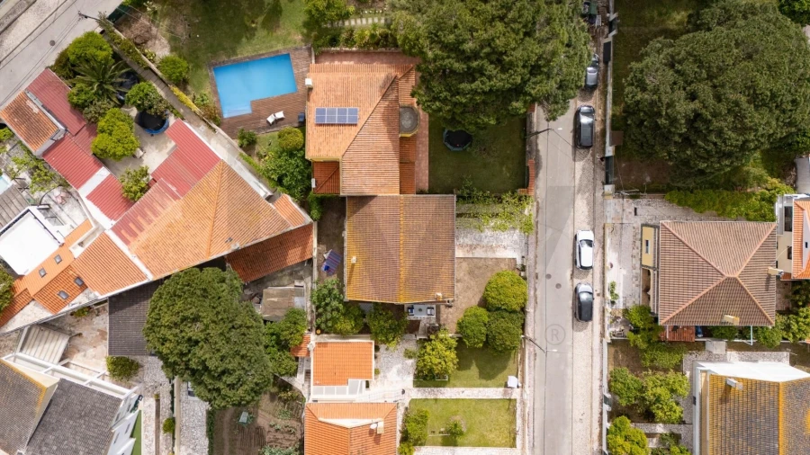 Moradia T5 para Venda em Charneca de Caparica e Sobreda Foto 28