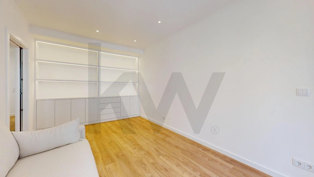 Apartamento T3 para Venda em Campo de Ourique Foto 4