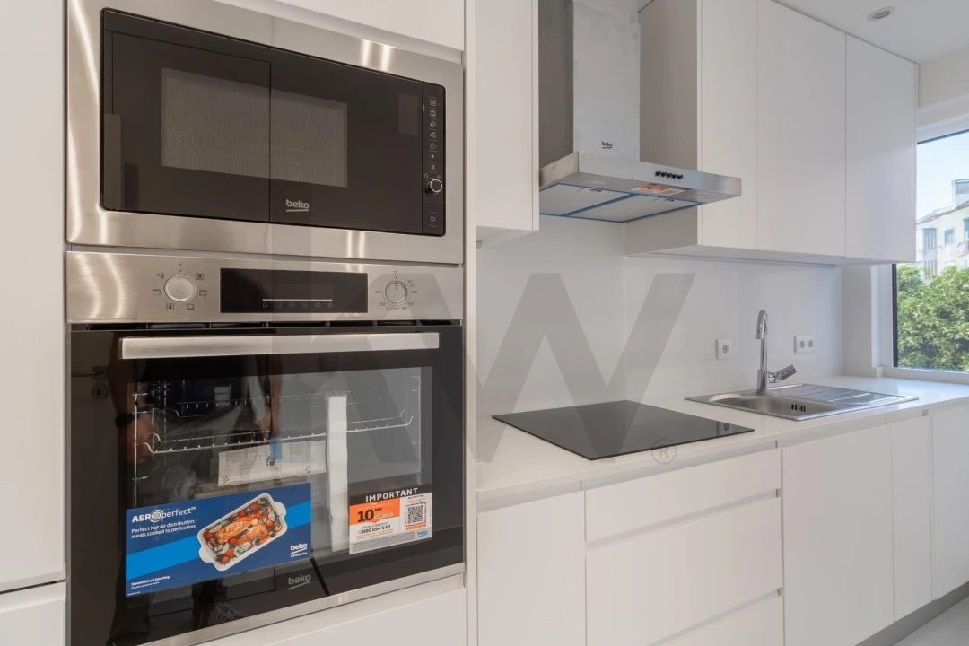 Apartamento T3 para Venda em Campo de Ourique Foto 2