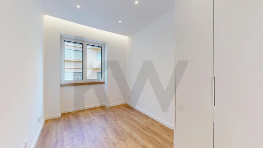 Apartamento T3 para Venda em Campo de Ourique Foto 14