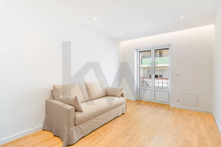 Apartamento T3 para Venda em Campo de Ourique Foto 4