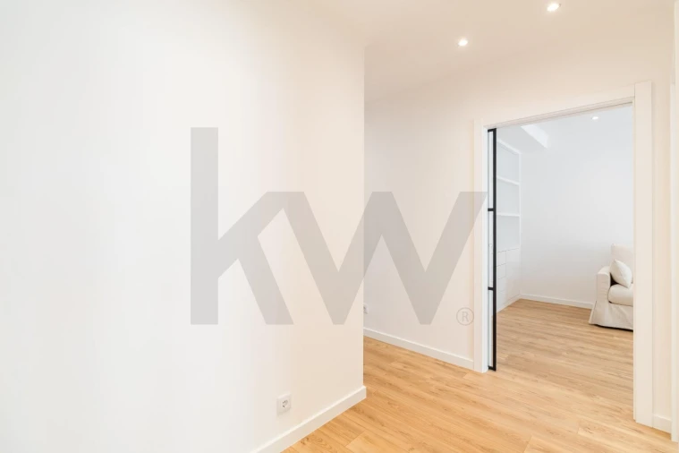 Apartamento T3 para Venda em Campo de Ourique Foto 18