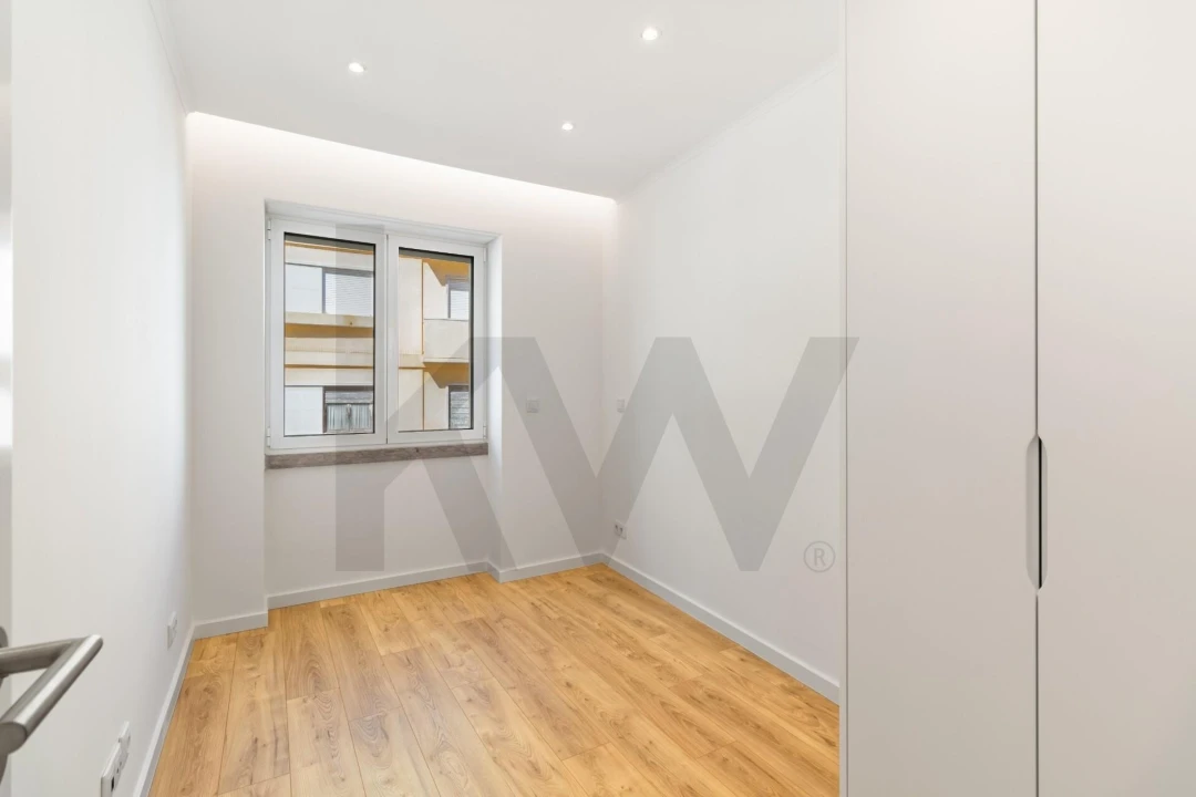 Apartamento T3 para Venda em Campo de Ourique Foto 10