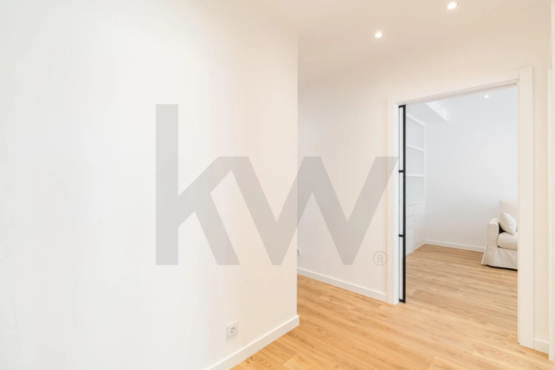 Apartamento T3 para Venda em Campo de Ourique Foto 18