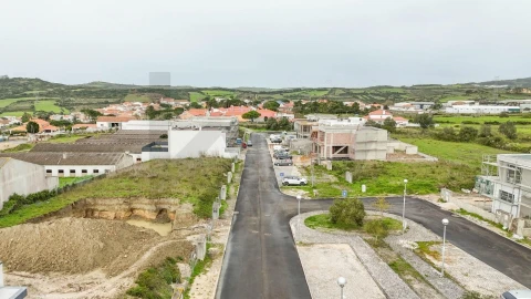 Moradia T4 para Venda em Arranho