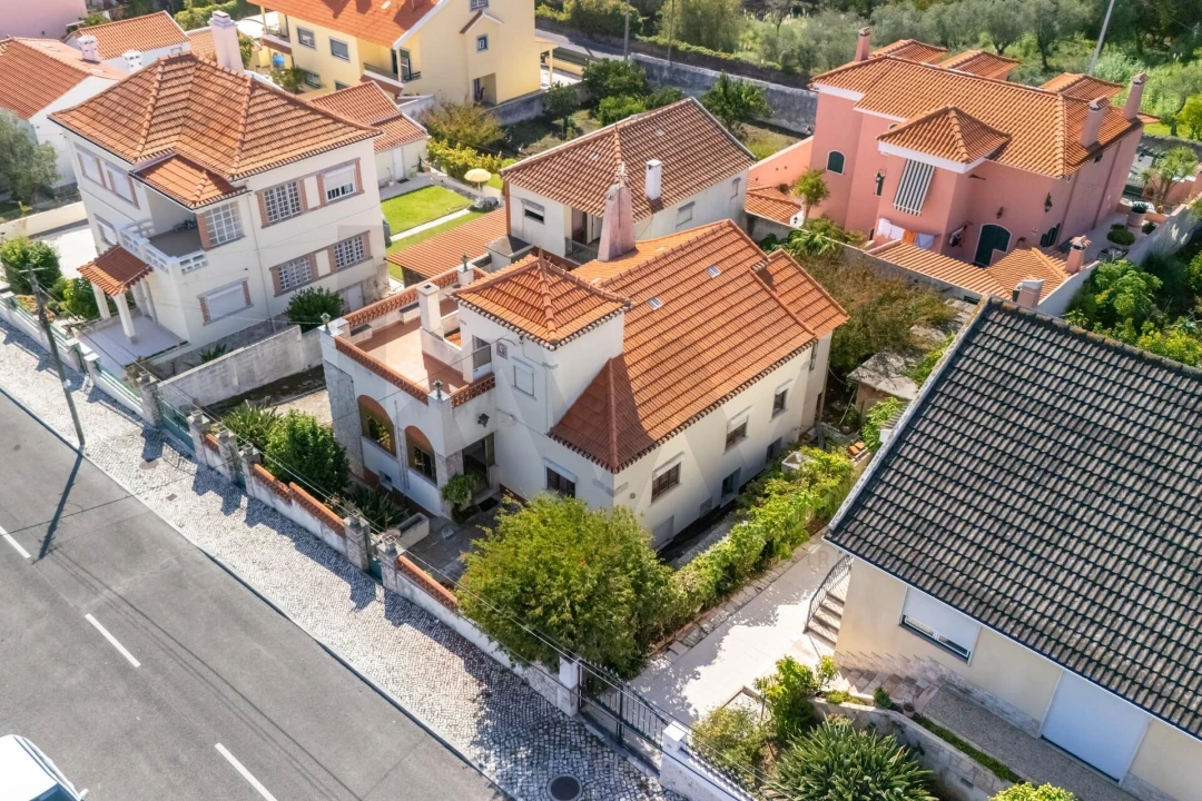 Moradia T7 para Venda em Rio de Mouro Foto 14