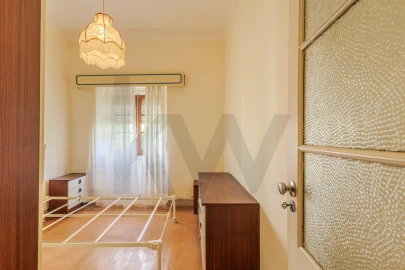 Moradia T7 para Venda em Rio de Mouro