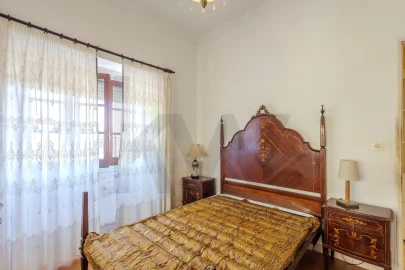 Moradia T7 para Venda em Rio de Mouro