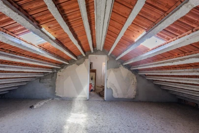 Moradia T7 para Venda em Rio de Mouro