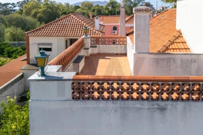 Moradia T7 para Venda em Rio de Mouro