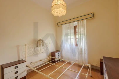 Moradia T7 para Venda em Rio de Mouro