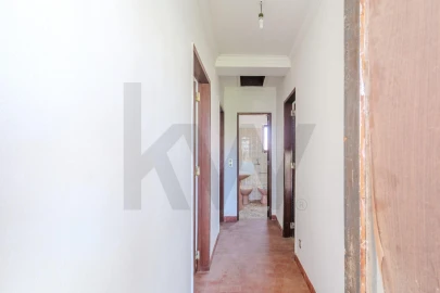 Moradia T7 para Venda em Rio de Mouro