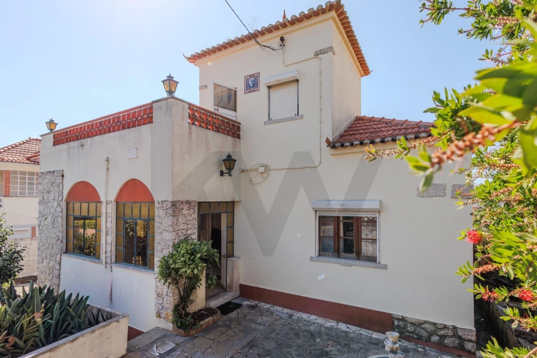 Moradia T7 para Venda em Rio de Mouro Foto 3