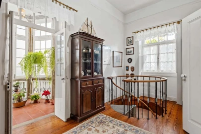 Moradia T4 para Venda em São Gonçalo