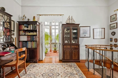 Moradia T4 para Venda em São Gonçalo