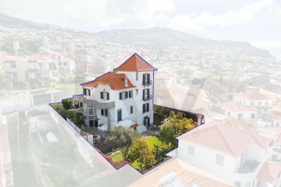 Moradia T4 para Venda em São Gonçalo