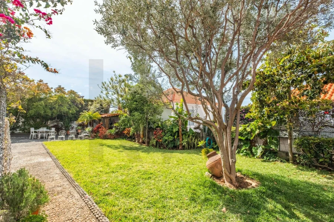 Moradia T4 para Venda em São Gonçalo Foto 39