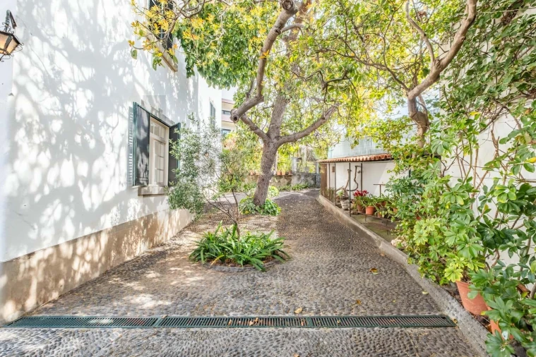 Moradia T4 para Venda em São Gonçalo Foto 43