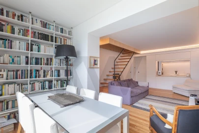 Apartamento T4 para Venda em Avenidas Novas