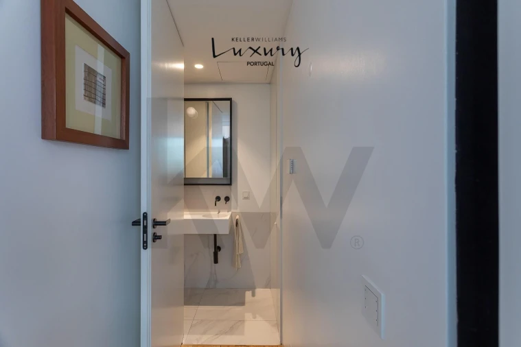 Apartamento T4 para Venda em Avenidas Novas Foto 19