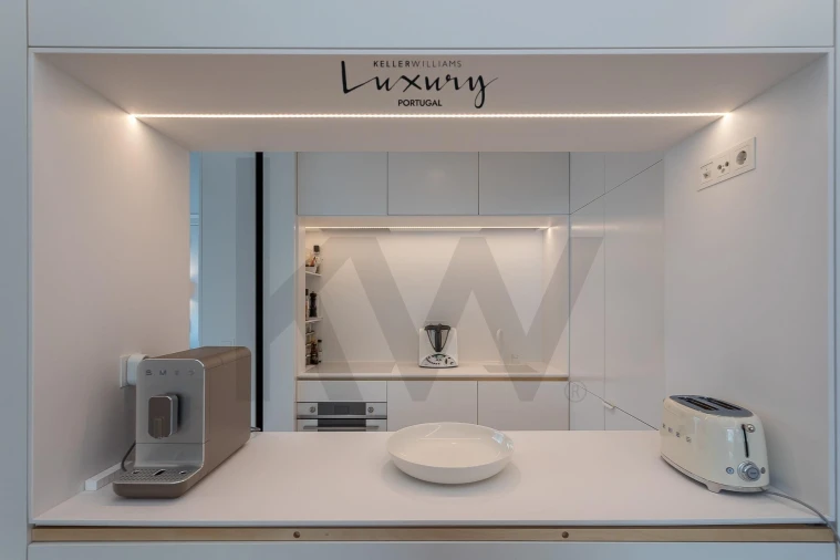 Apartamento T4 para Venda em Avenidas Novas Foto 8