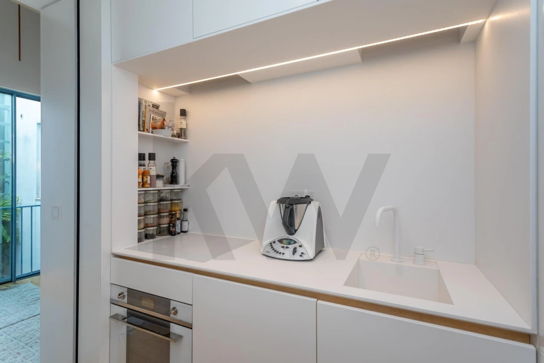 Apartamento T4 para Venda em Avenidas Novas Foto 10