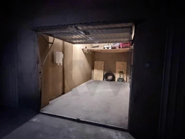 Garagem para Venda em Alto do Seixalinho, Santo André e Verderena