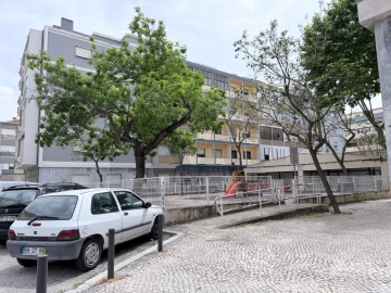 Garagem para Venda em Alto do Seixalinho, Santo André e Verderena