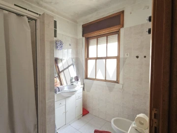 Moradia T5 para Venda em Benfica