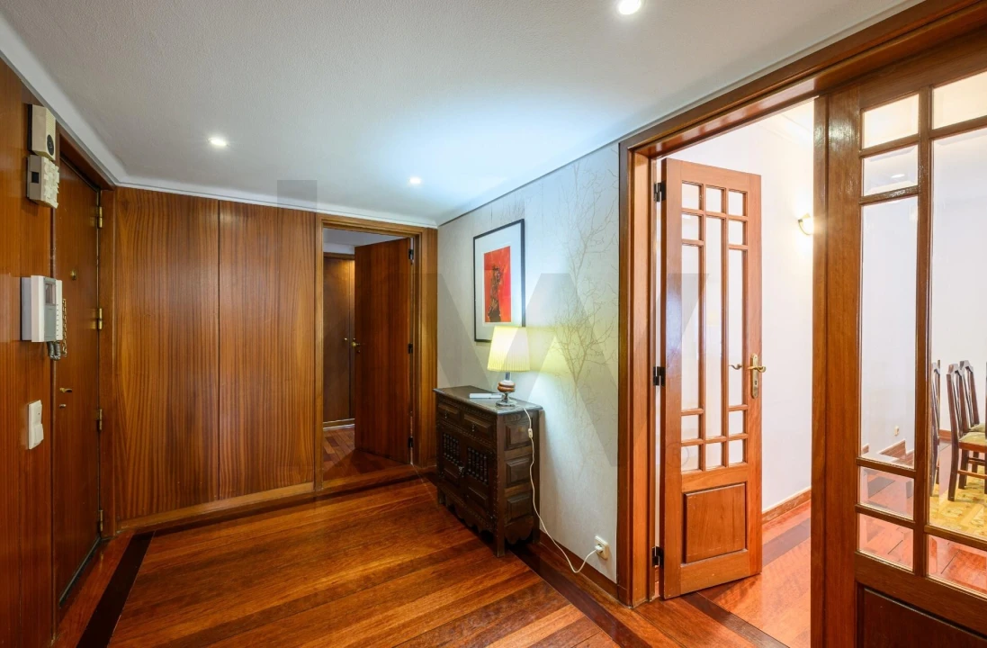 Apartamento T3 para Arrendamento em Lumiar Foto 18