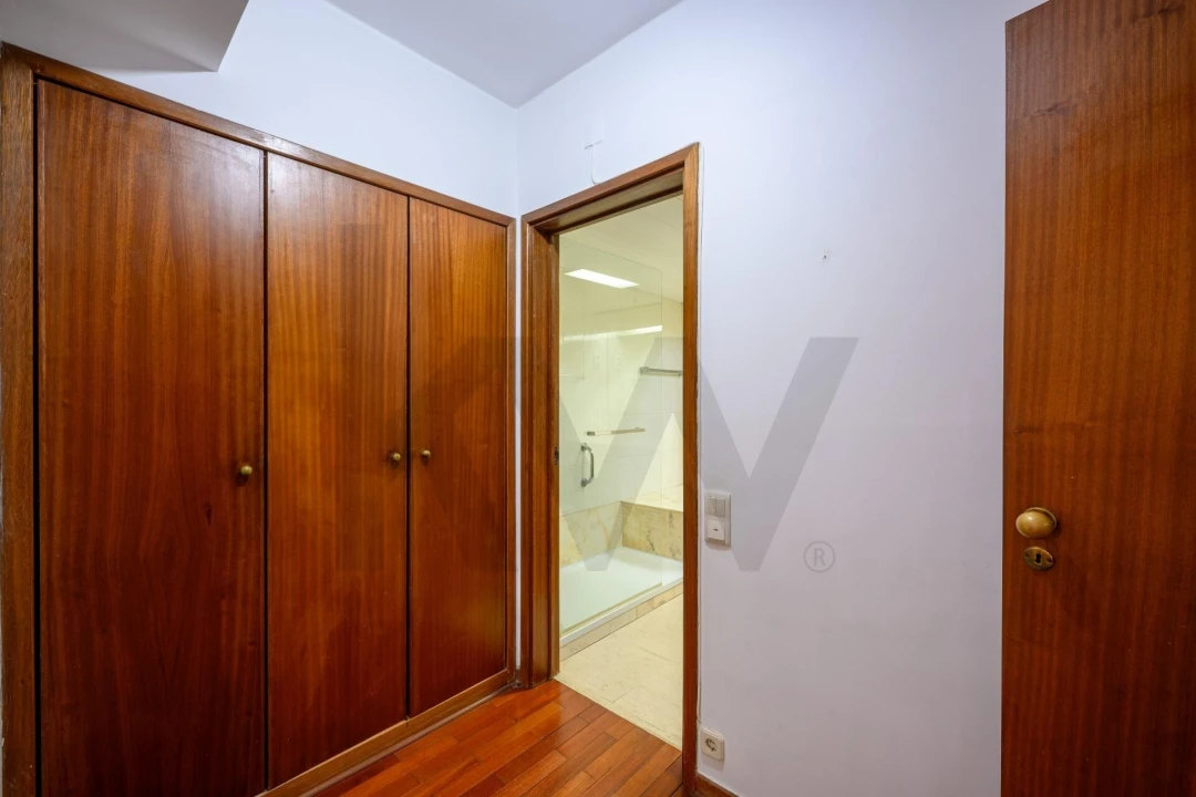 Apartamento T3 para Arrendamento em Lumiar Foto 28