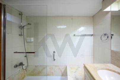 Apartamento T3 para Arrendamento em Lumiar