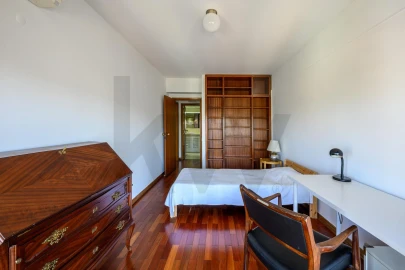 Apartamento T3 para Arrendamento em Lumiar