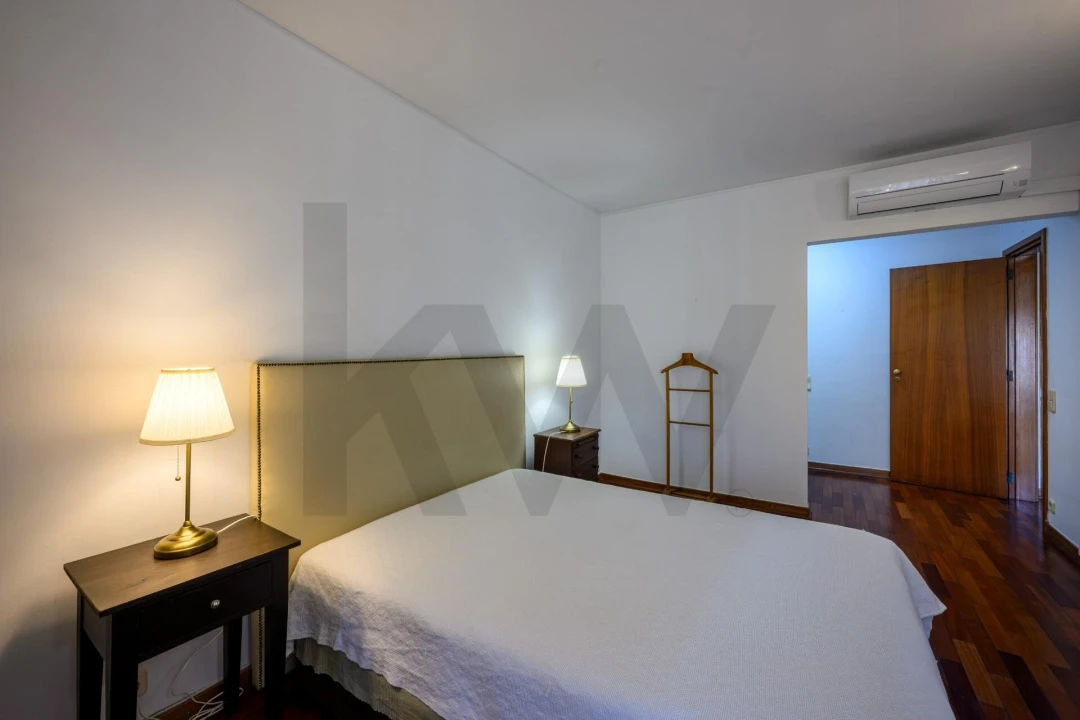 Apartamento T3 para Arrendamento em Lumiar Foto 27