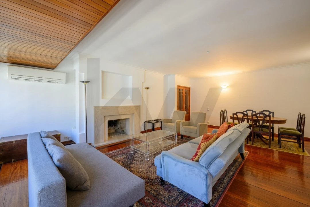 Apartamento T3 para Arrendamento em Lumiar Foto 5