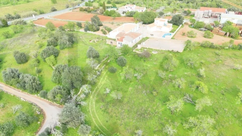 Terreno para Venda em Alcantarilha e Pêra