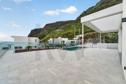 Moradia T3 para Venda em Paul do Mar