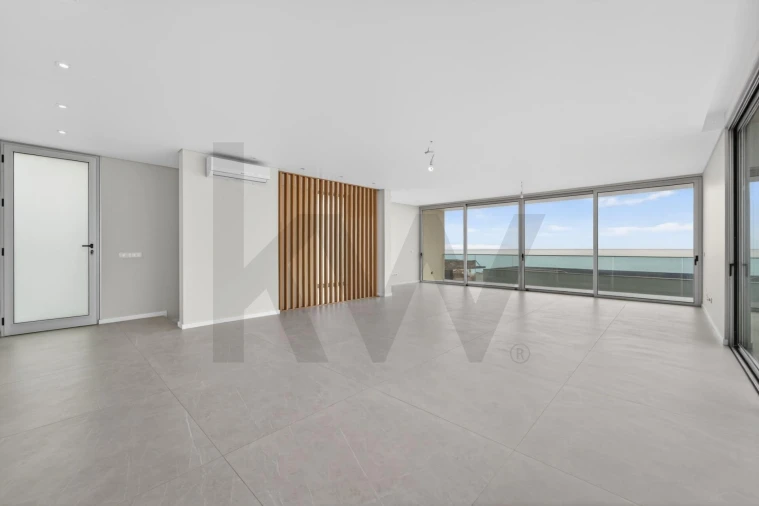 Moradia T3 para Venda em Paul do Mar Foto 17