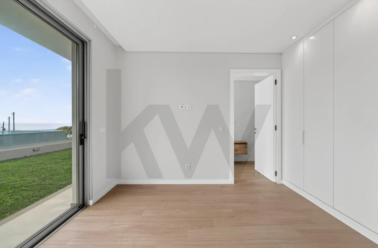 Moradia T3 para Venda em Paul do Mar Foto 33