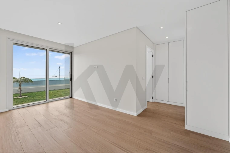 Moradia T3 para Venda em Paul do Mar Foto 37