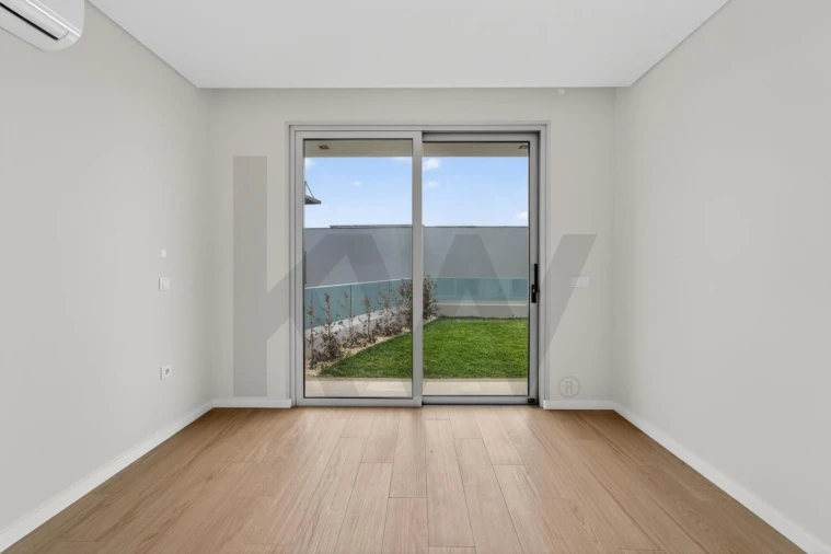 Moradia T3 para Venda em Paul do Mar Foto 30