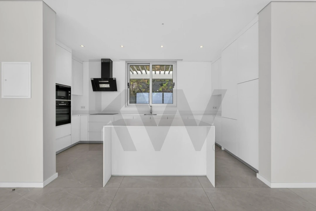 Moradia T3 para Venda em Paul do Mar Foto 20